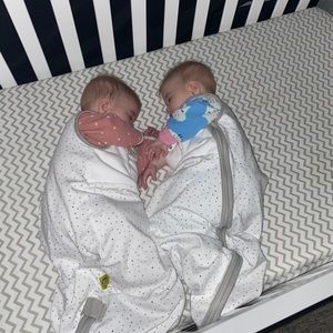 Meet your Posher, Ebony